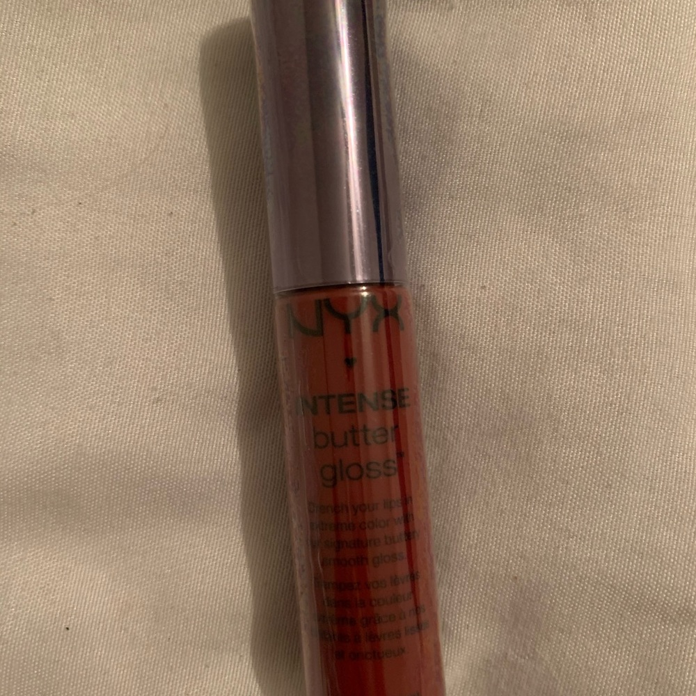 NYX Intense Butter Gloss